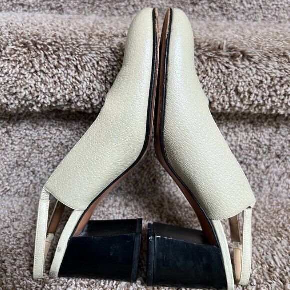 Gucci Women's Cream Sling Back Leather Block Heels - Picture 14 of 15